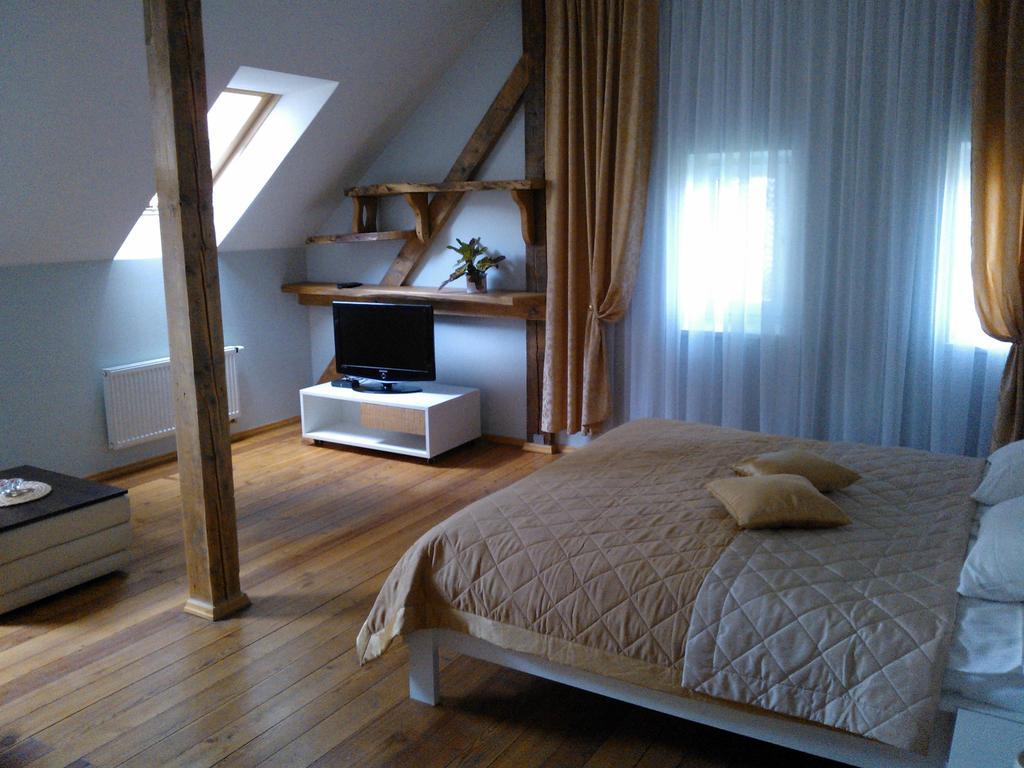 Misko Apartments Šilutė 部屋 写真
